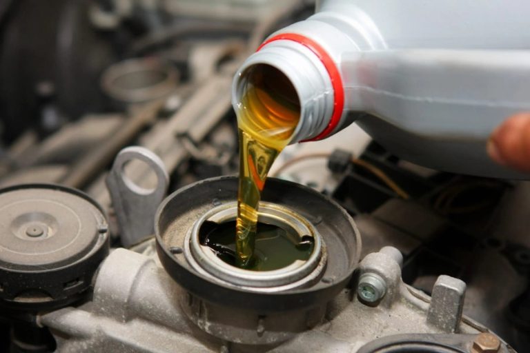 خدمات سرویس روغن و فیلتر های خودرو در تهران رسالت